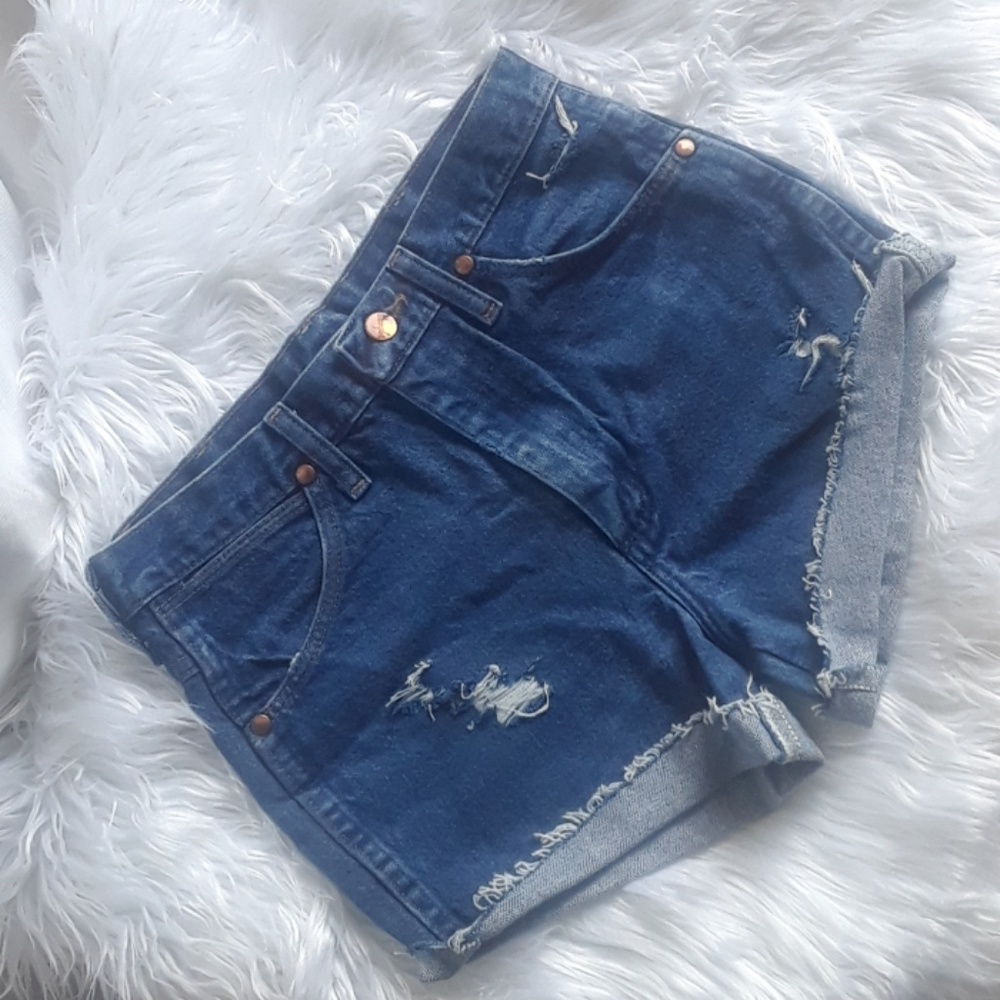Wrangler cut off jeans shorts sz 29 distressed F03